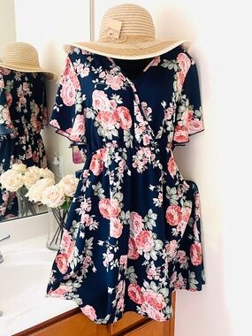 Women’s Dress size XL bye pink floral sundress flutter sleeves + FREE earrings